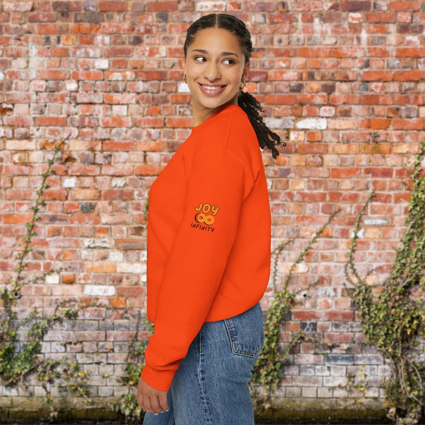 Comoro Loves Orange Soda Unisex Heavy Blend™ Crewneck Sweatshirt